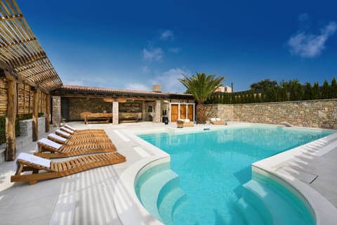 House, Smoking | 6 bedrooms