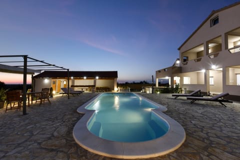 Villa | 3 bedrooms, WiFi