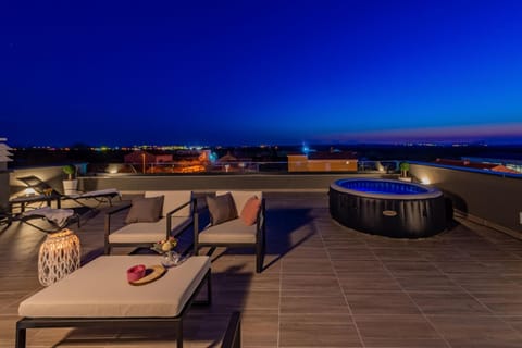 House | 5 bedrooms