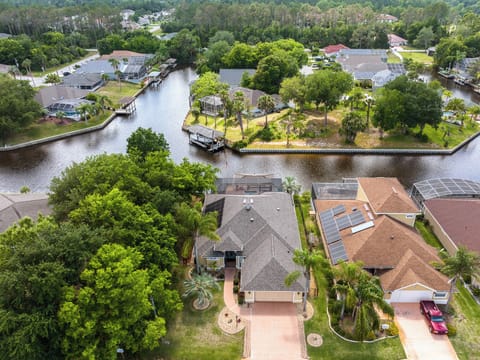 House (3 Bedrooms) | Property amenity