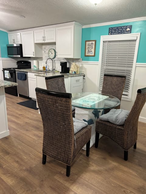 Kitchen Dining table