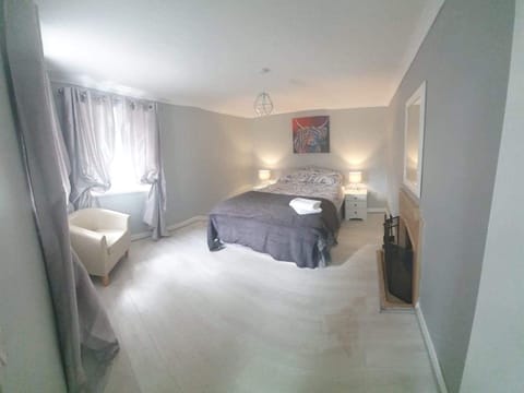 Cottage | 2 bedrooms, iron/ironing board, free WiFi, bed sheets