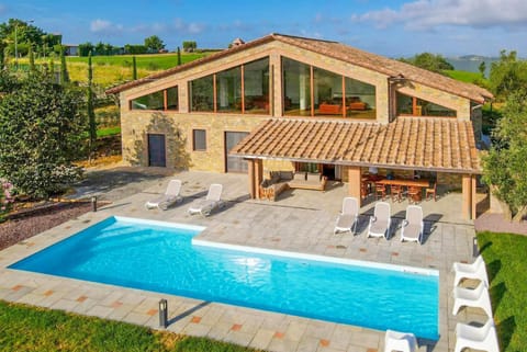 Beautiful villa with private pool and terrace