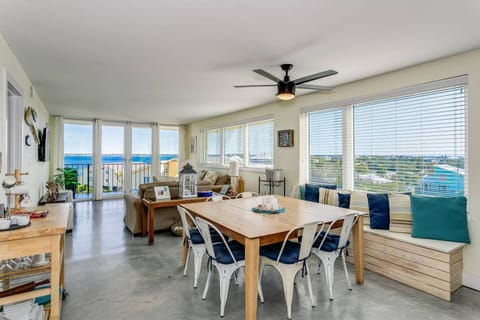 Open living and dining areas with fantastic views!