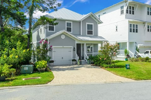 Welcome to Sea La Vie!!