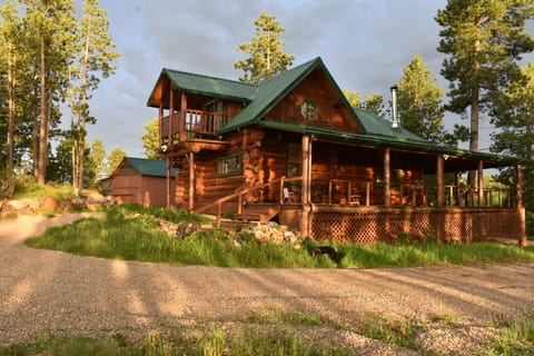 Golden hour at Mountain Crest Cabin