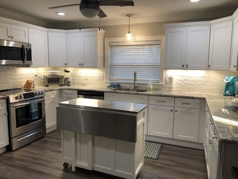 Fully equipped kitchen