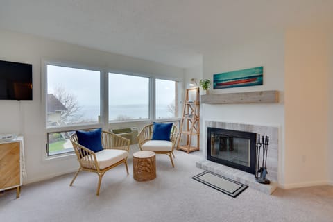 Dewittville Vacation Rental | 3BR | 2BA | 2-Story Condo | 1,250 Sq Ft