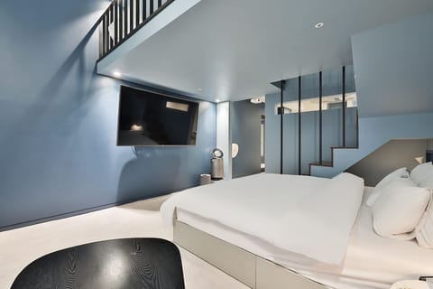Family Quadruple Room | Premium bedding, down comforters, free minibar, blackout drapes