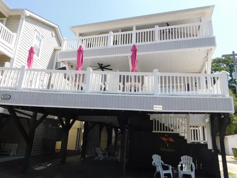 MH-54A, Beautiful 2 story on stilts with lift and plenty of parking