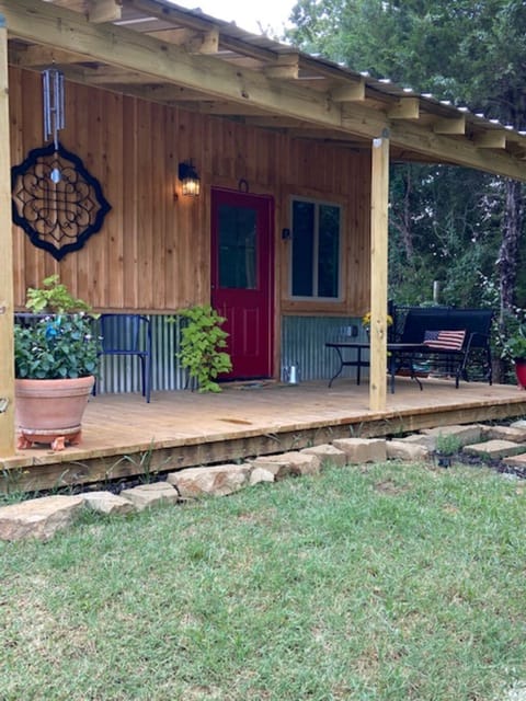 Relax and get away in the country, but only minutes from town.