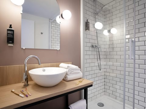 In-room safe, desk, blackout drapes, soundproofing