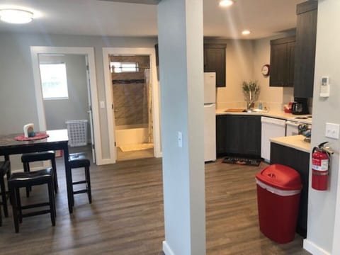 Dining & Kitchen area