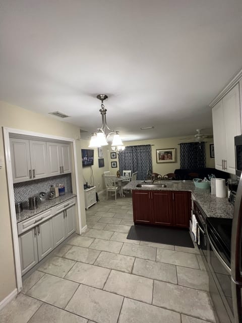 Open floor plan kitcen