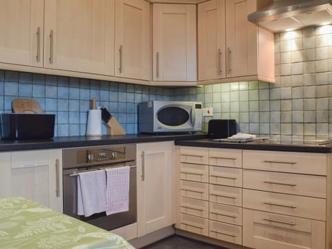 Kitchen | Alice Cottage - Nene Valley Cottages, Clopton, near Kettering