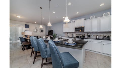 Fabulous, fully equipped kitchen