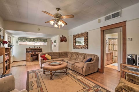 Bisbee Vacation Rental | 3BR | 2BA | 1,350 Sq Ft | 2 Stairs Required