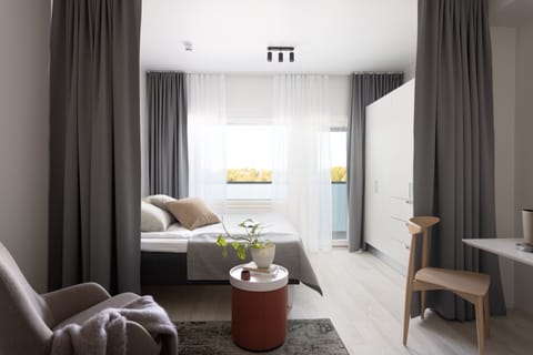 Desk, blackout drapes, iron/ironing board, free WiFi