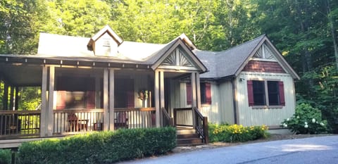 66 Whispering Falls Court