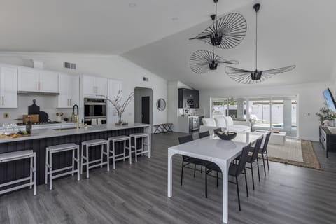 Large open concept great room