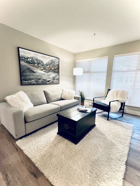 Beautiful, spacious and comfortable living space to relax and enjoy in Whistler.