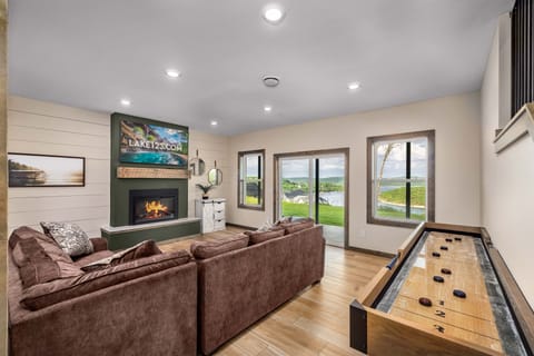 Welcome to Serenity Shores Paradise Peak #14!