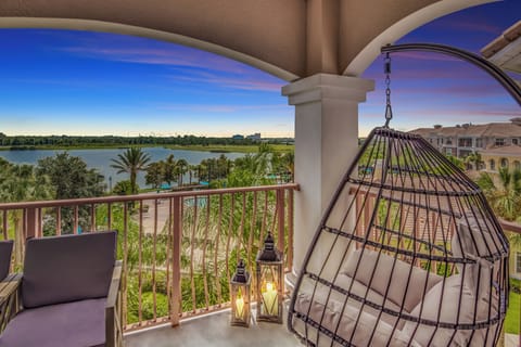 Apartment (2 Bedrooms) | Front of property