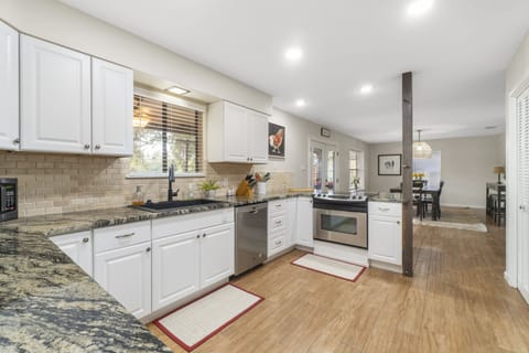 Kitchen fully equipped