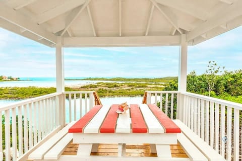 It's a fabulous place to picnic!