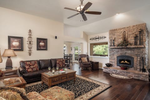 House (4 Bedrooms) | Property amenity