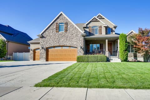 Kaysville Vacation Rental | 5BR | 3.5BA | 5,000 Sq Ft | Entry Stairs Required