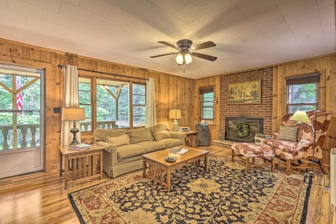 Roaring Gap Vacation Rental | 2BR | 1.5BA | 1,200 Sq Ft |  5 Steps Required