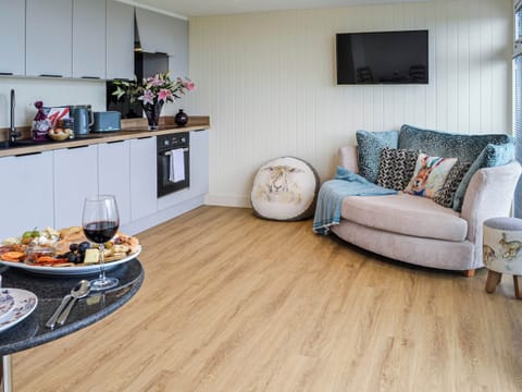 Open plan living space | The Seaview Snug, Whithorn, near Newton Stewart