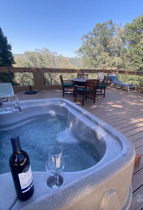 Warm bubbles, cool evenings — the perfect escape.