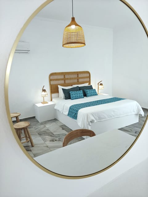 Suite | In-room safe, desk, iron/ironing board, cribs/infant beds