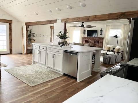Kitchen island seats 4 stools