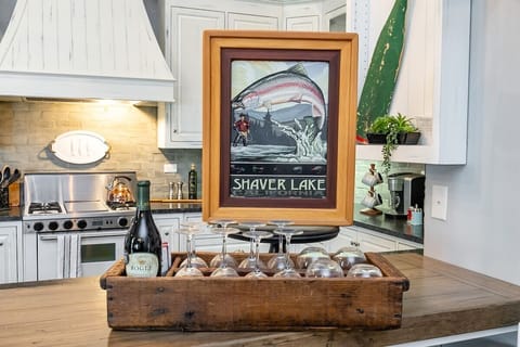 Enjoy a bottle of wine upon arrival! The kitchen was made with a chef's taste in mind! Fully equipped with everything you need to prepare all of your favorite meals.