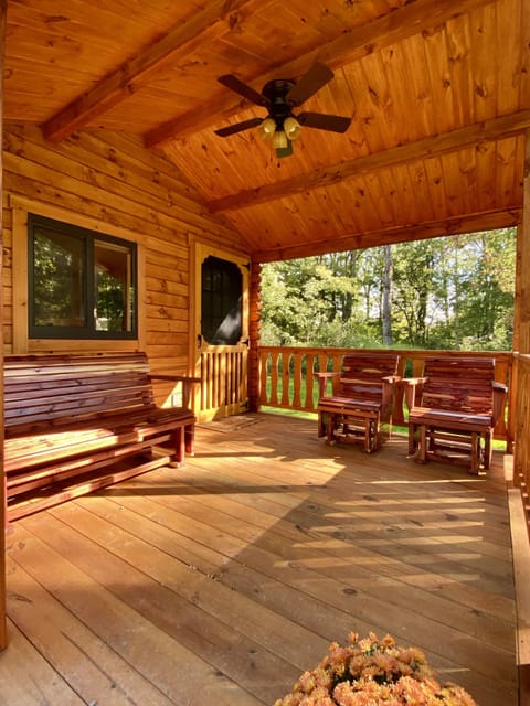 Welcome to Lamoka Hideaway!