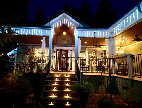 We decorate during Xmas