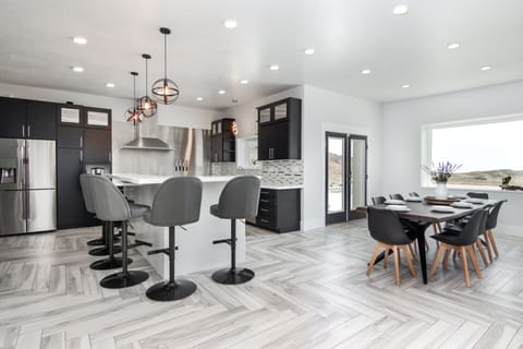 Kitchen with Dining Area - Seating at table and island