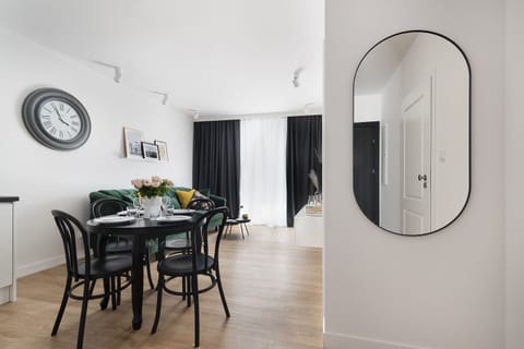 Design Apartment | In-room dining