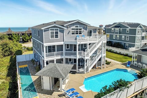 Back Aerial of Nautilus