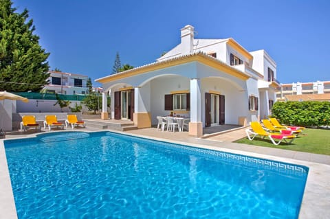 Villa Miraflores image