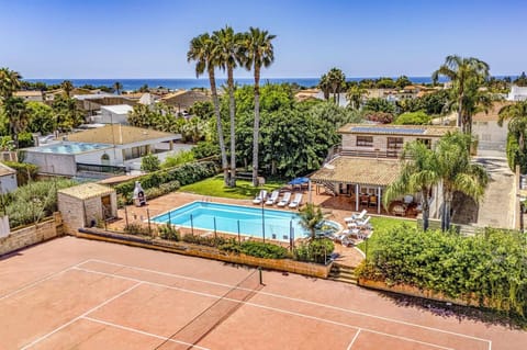 Villa Garofani image