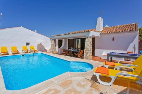 Villa Aveiros image