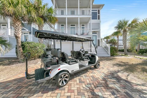 After Dune Delight - 5 Bedroom Home - Private Pool - Brand New Golf Cart