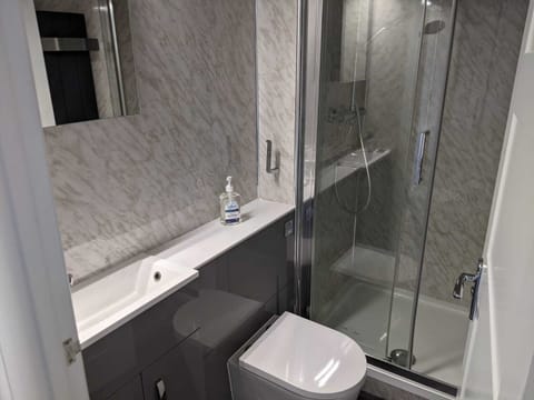 Double Room, Private Bathroom | Bathroom