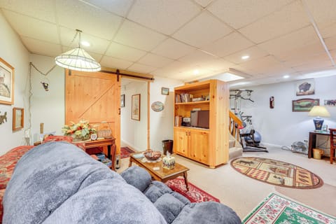 Young Harris Vacation Rental | 2BR | 1BA | Stairs Required | 1,000 Sq Ft