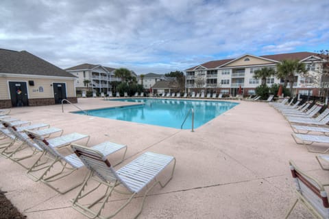 communal pool - pool for the community