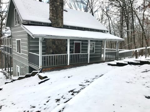 Snowy day in North GA